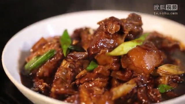 美&middot;食 过年年夜饭来一盘红烧羊肉，这样做出来的羊肉没有膻味肉嫩多汁