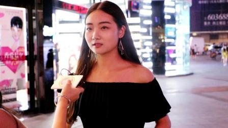 厉害了学妹 谈恋爱需要秀恩爱吗?看美女怎么说