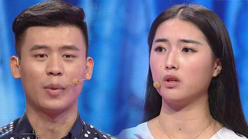 爱情保卫战 女友怒斥男友与人太亲密：还喊别的女人宝宝
