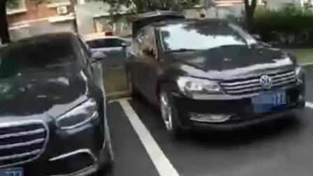 @所有人 男子图吉利两车共用一个号牌，被交警罚款扣车
