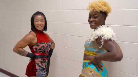 WWE在中国 WWE中文大使李霞 在NXT教搭档说“你好中国”