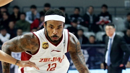 CBA 18/19赛季 浙江VS青岛第四节：邓蒙连续得分，青岛无力回天最终97-107不敌浙江