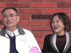 女嘉宾独自承担家庭重担 靠经商将儿子抚养成人