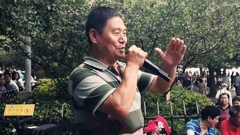 唱罢吹灯 大叔搞笑演唱女人是老虎