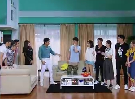 奔跑吧 第2季 兄弟团撕名牌对决爱情公寓