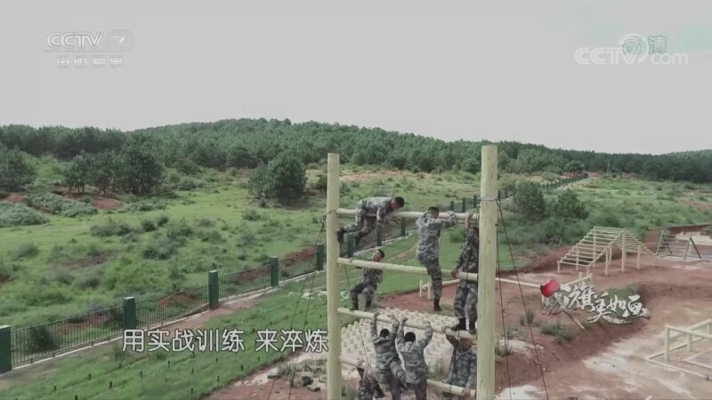 国防故事 《国防故事》 20201002 战旗美如画 孙兆辉：神兵突击
