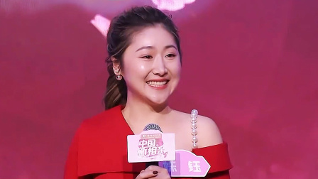 中国新相亲 美女潜水助教人气超高