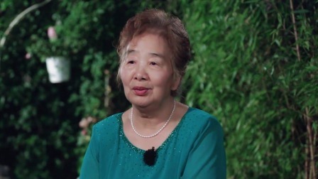“黄昏恋”伴侣相伴九年遭遇信任危机，不离不弃真是一句空谈？