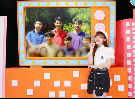 芒果新星班之非正式播报 龚俊大学毕业照首度曝光