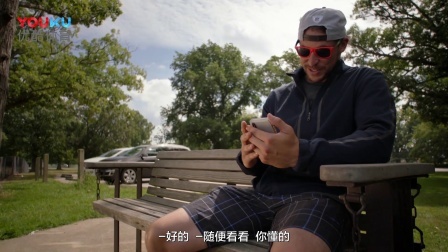 【NFL硬汉训练营】卡胡斯被裁后与父亲视频不忘互相调侃