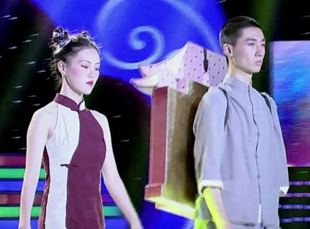 幸福来敲门【天津卫视】 中国风箱包秀 震撼全场