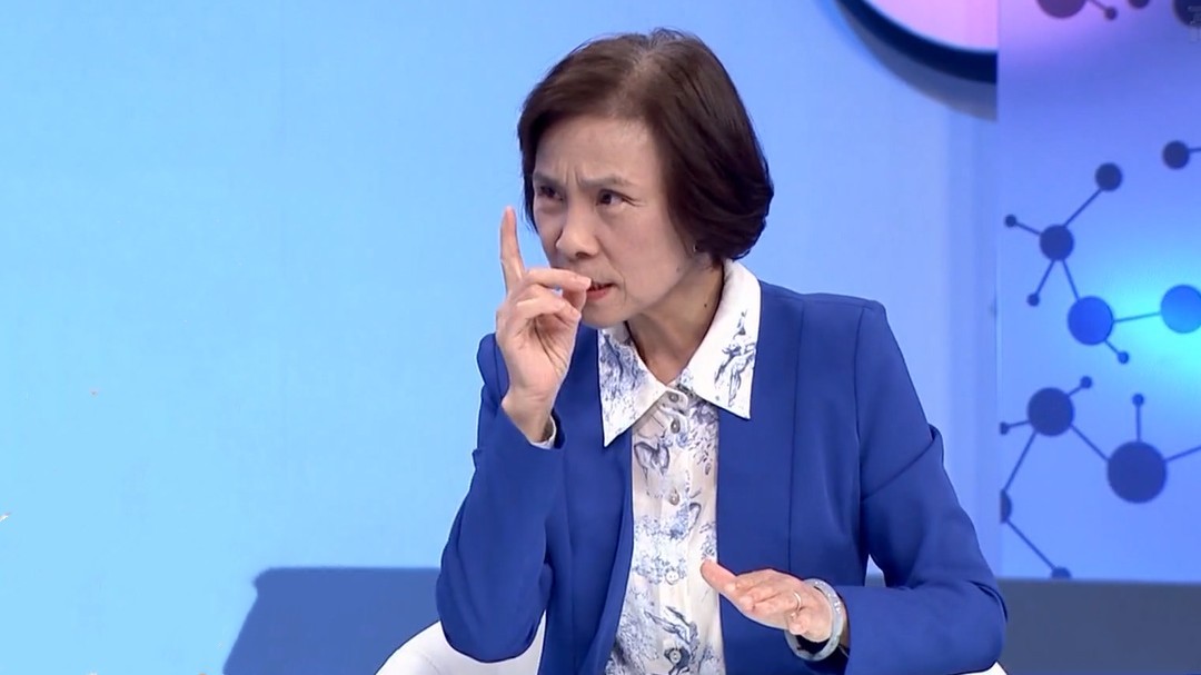 名医话养生 吃什么有助于视力发育