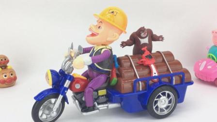 红果果熊出没玩具视频 第一季 熊出没之光头强专属的动力三轮车 126