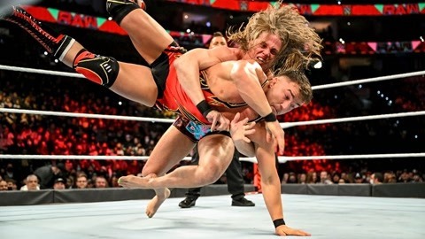 wwe美国职业摔角 WWE RAW 20220111 第1494期 中文字幕