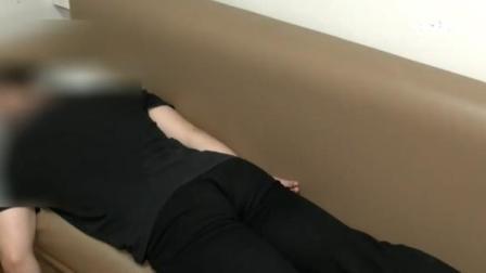 @所有人 男子醉酒倒地保持一个姿势10多个小时，住进ICU