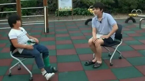 韩版我去上学啦 桢勋难敌好奇宝宝 被蜘蛛吓坏
