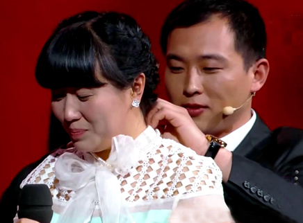 我们约会吧 妹子争宠撕破脸骂情敌丑女人