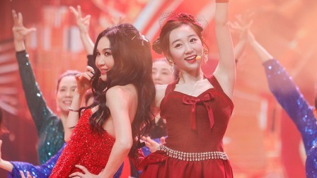 纯享版：温碧霞李子璇热舞秒回九零年代