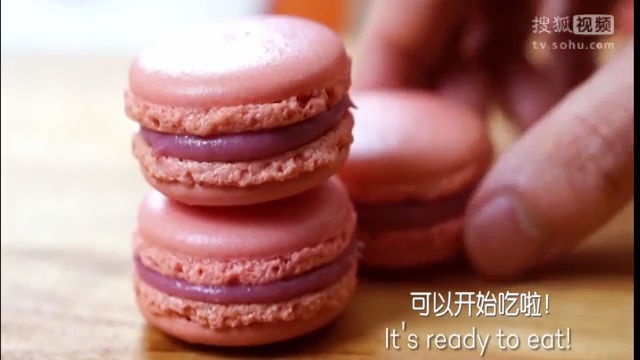 美&middot;食 玫瑰松露马卡龙，色彩艳丽味道甜蜜