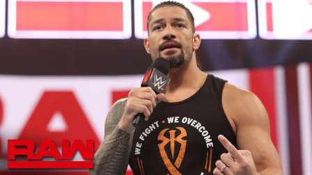 WWE RAW 2019 【RAW 02/25】罗门伦斯病情得到了控制 粉丝高呼欢迎回家