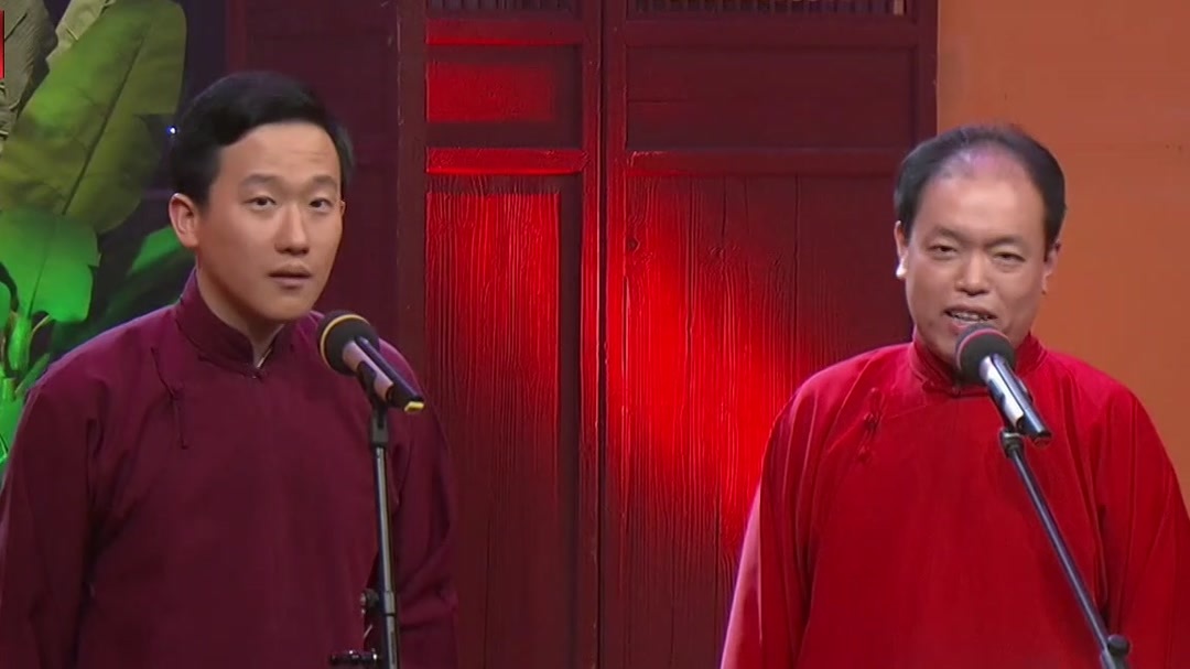 裘英俊口才太好，全程包袱不断