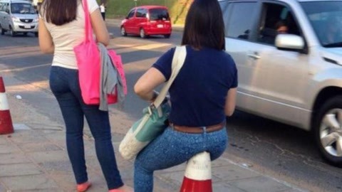妹子挑战柱子结局悲惨