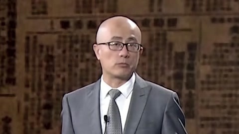 学校要求学生高价购买平板 篮球名哨涉嫌作弊的背后
