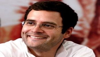 拉胡尔的祖母是曾任印度总理的英迪拉·甘地,而她是印度独立元勋,首任