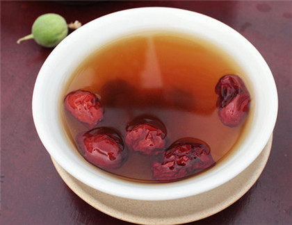 红枣泡水一次几颗好?