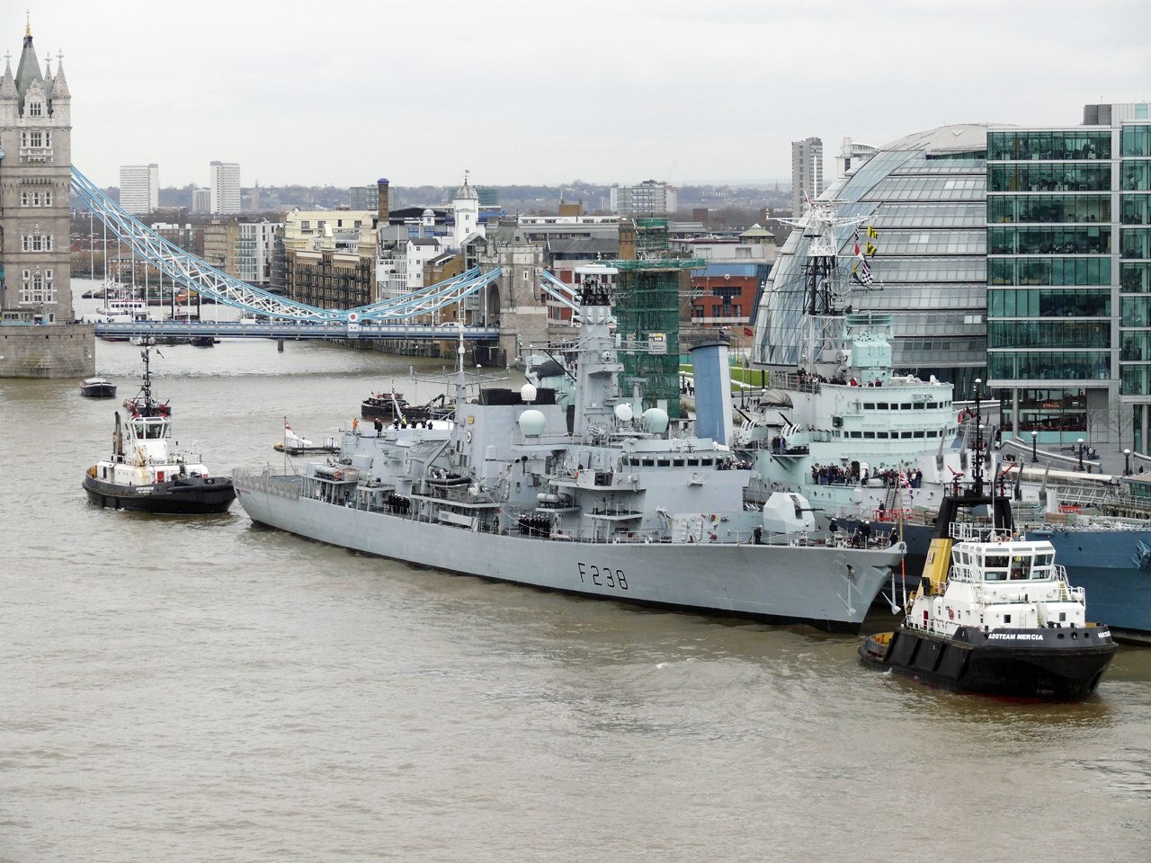 南海舰队实力能顶整支英国海军?一组图印证留言