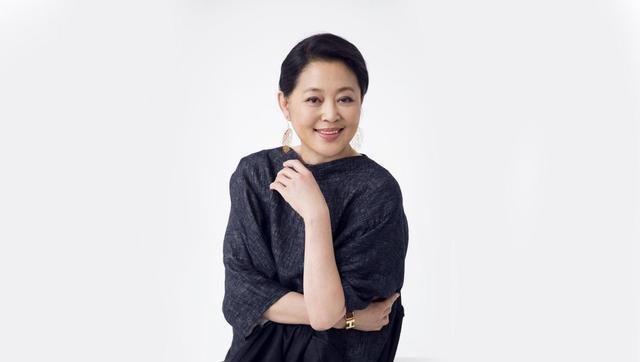 本人因为家里有事需要请假回家的,但是工厂老板说,你回家不用再来了