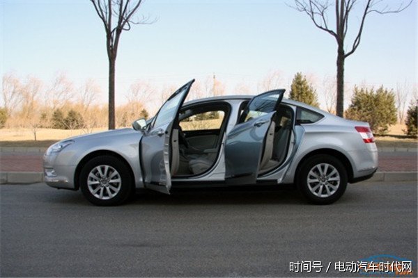 这些奇葩汽车开门方式,最后一种你连见都没见过!