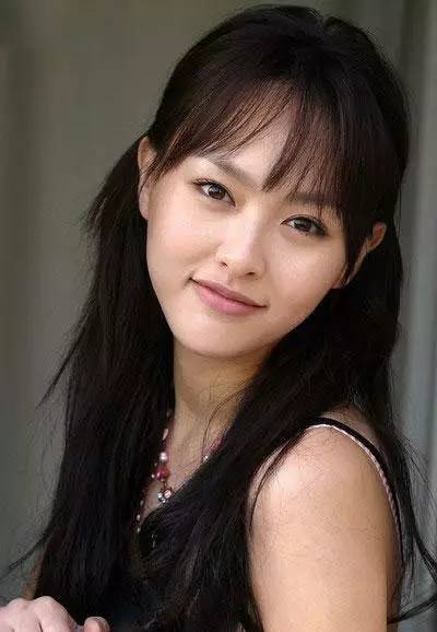 明星出道时写真服化道辣眼睛,全.