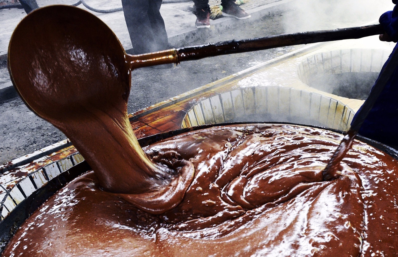 科技创新服务平台:走进三峡库区"熬糖村" 红糖飘香勾人食欲