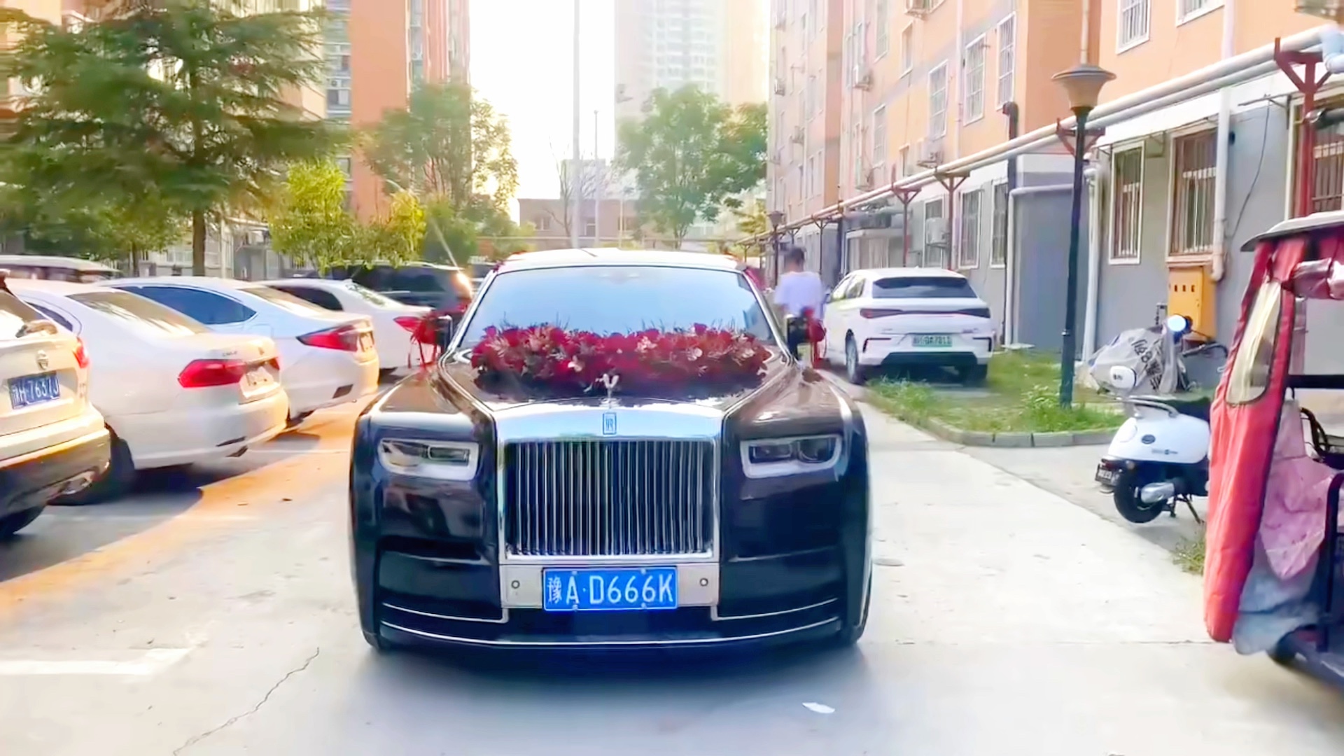 婚车租赁新风尚:郑州市场变化与解析
