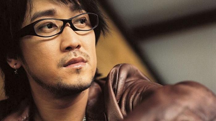 一塘清水盛着满满的记忆,周传雄经典老歌《黄昏》