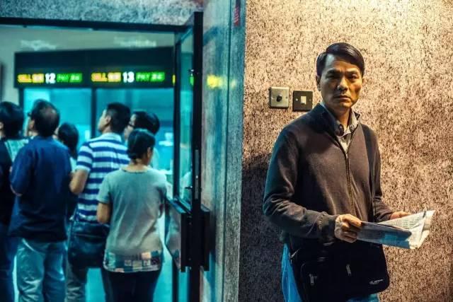 龙文康,伍奇伟,麦天枢《树大招风》 最佳编剧奖由刚刚获奖的金燕玲