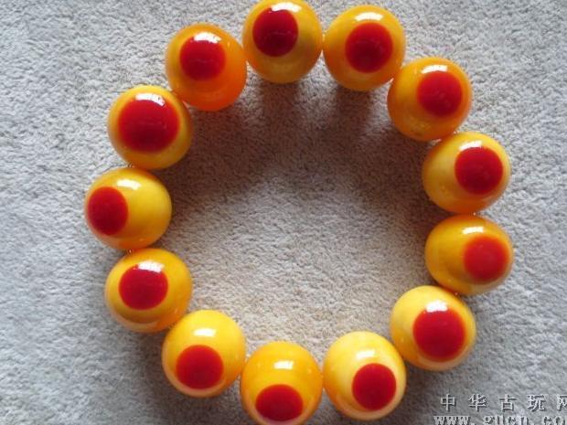 鹤顶红手串是什么材质
