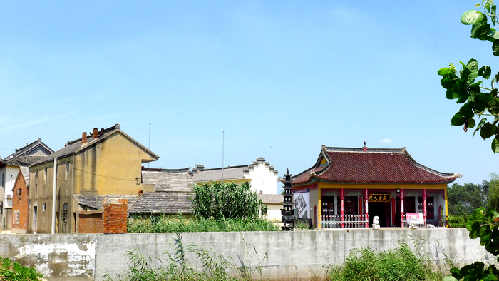 据明万历《盐城县志》载"古盐有东岳庙五处:一在西门外,一在伍佑场