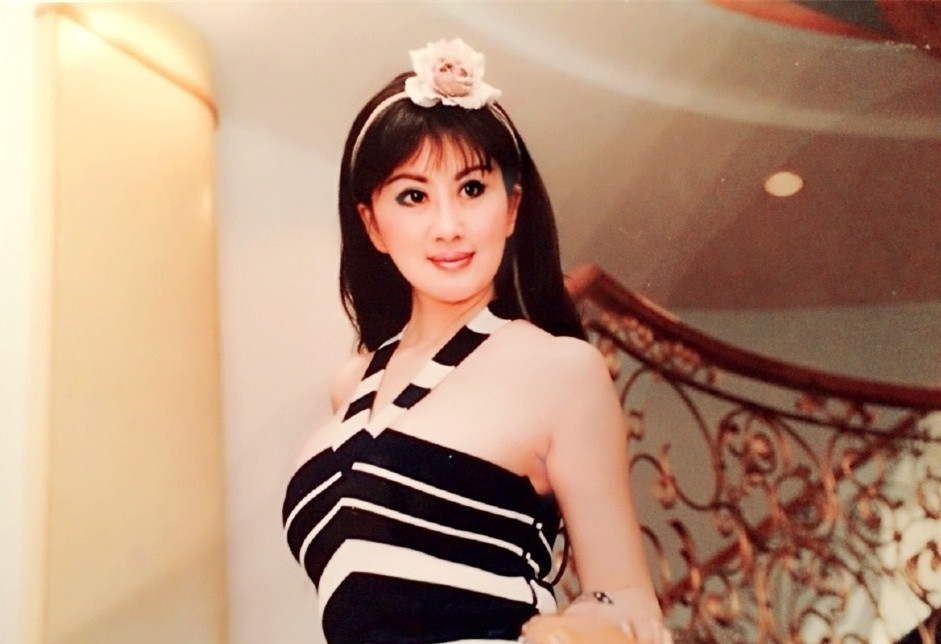 年纪越大越"骚动",盘点娱乐圈越老越"不正经"的六位明星