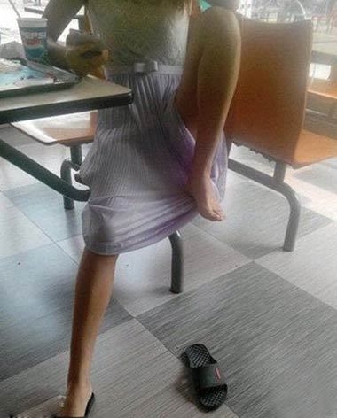 这个叫女汉子的坐姿