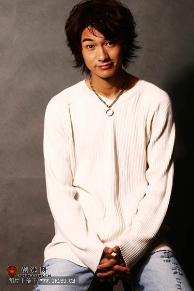 中文名:刘文杰 职业:歌手 外文名:jaeson 毕业院校:贵阳学院体育专业