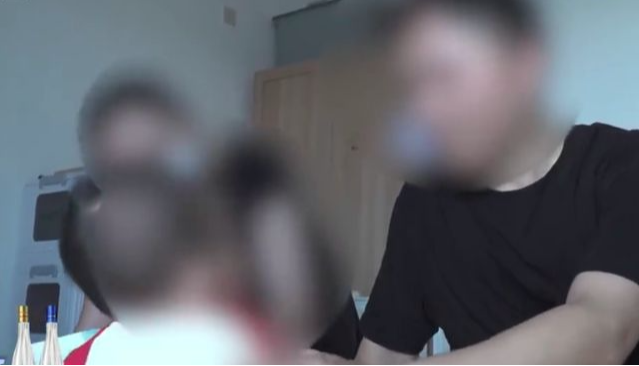 合租房生娃强制搬离